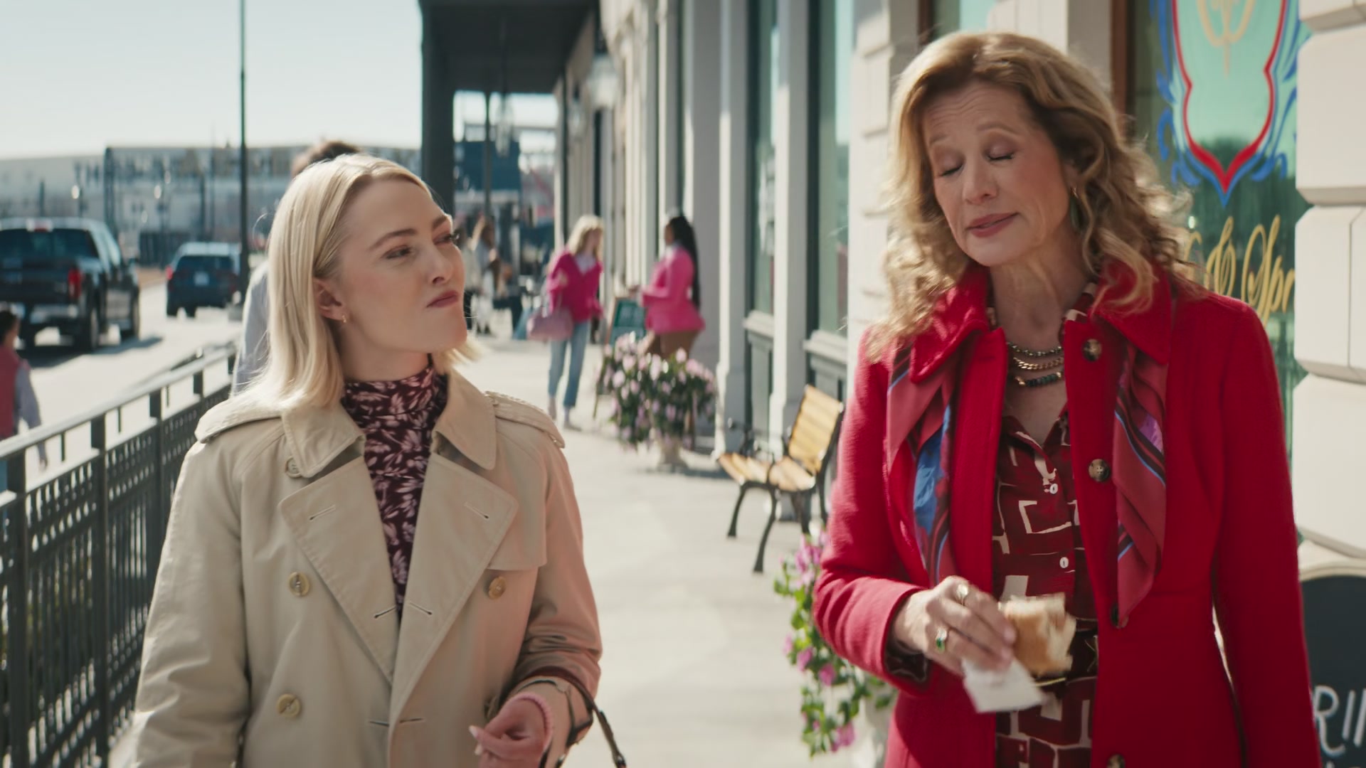 Grosse_Pointe_Garden_Society_S01E06_1080p_ASRO_002062.jpg