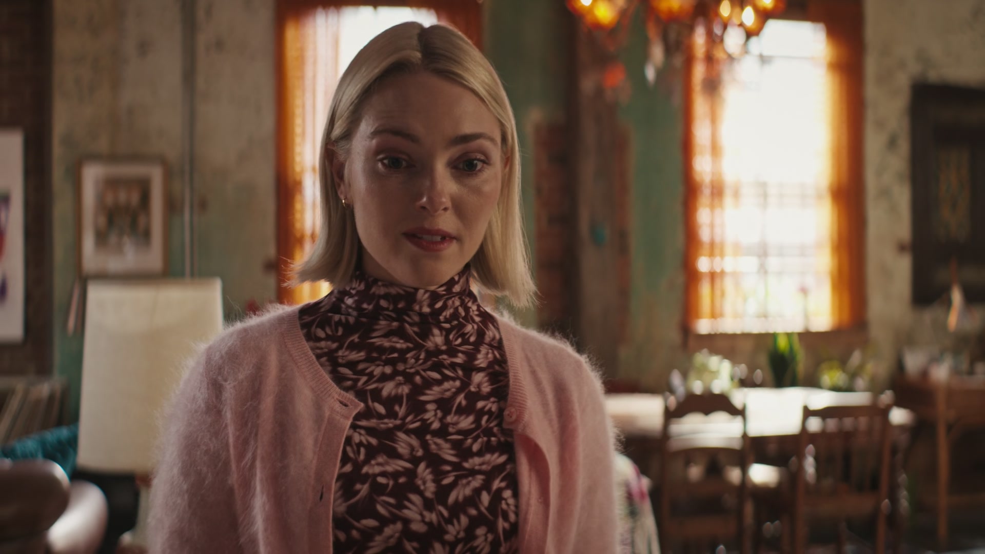 Grosse_Pointe_Garden_Society_S01E06_1080p_ASRO_002451.jpg Grosse_Pointe_Garden_Society_S01E06_1080p_ASRO_002451.jpg