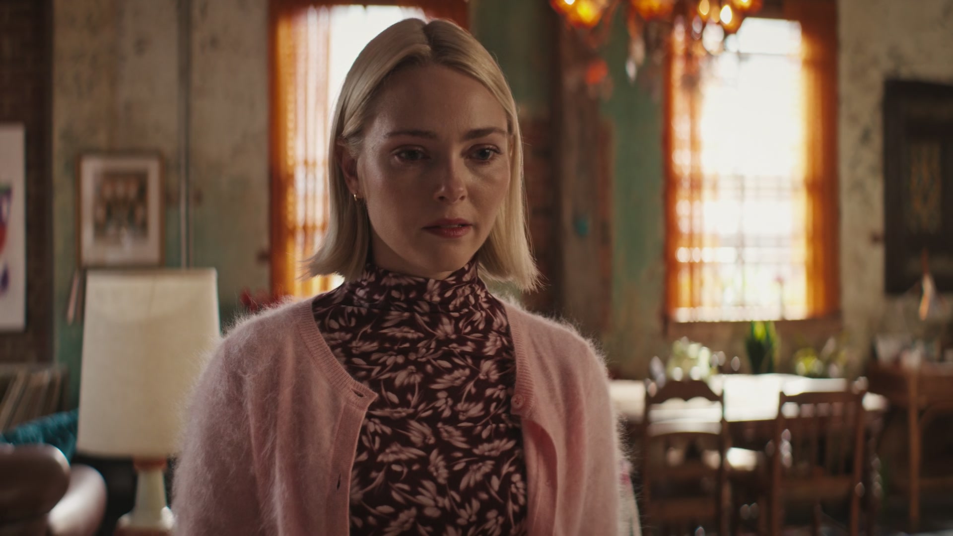 Grosse_Pointe_Garden_Society_S01E06_1080p_ASRO_002453.jpg