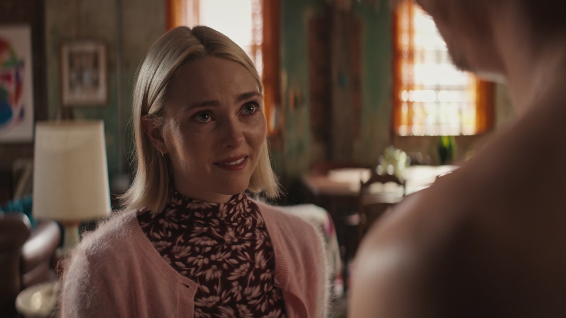 Grosse_Pointe_Garden_Society_S01E06_1080p_ASRO_002475.jpg Grosse_Pointe_Garden_Society_S01E06_1080p_ASRO_002475.jpg