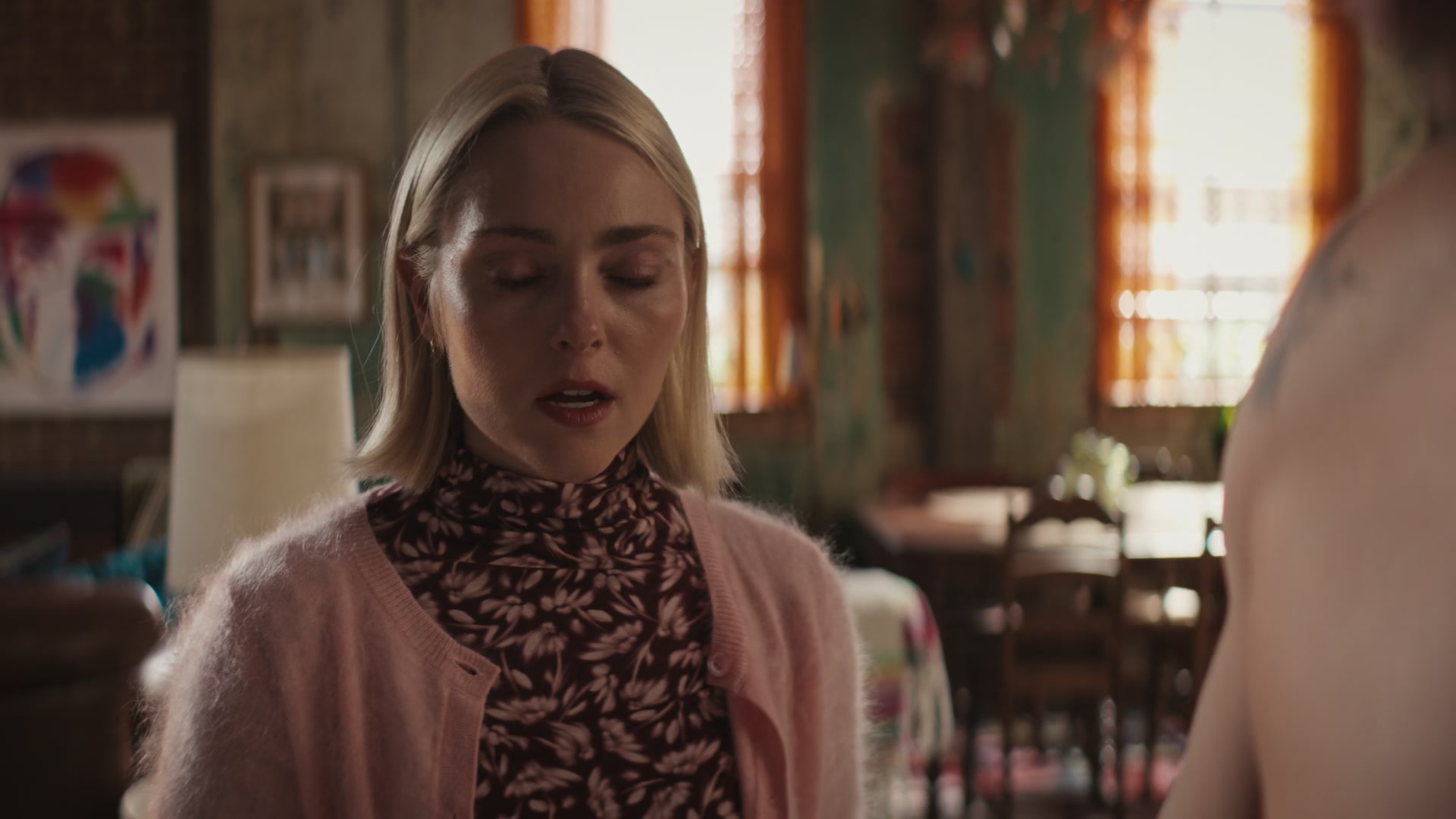 Grosse_Pointe_Garden_Society_S01E06_1080p_ASRO_002504.jpg