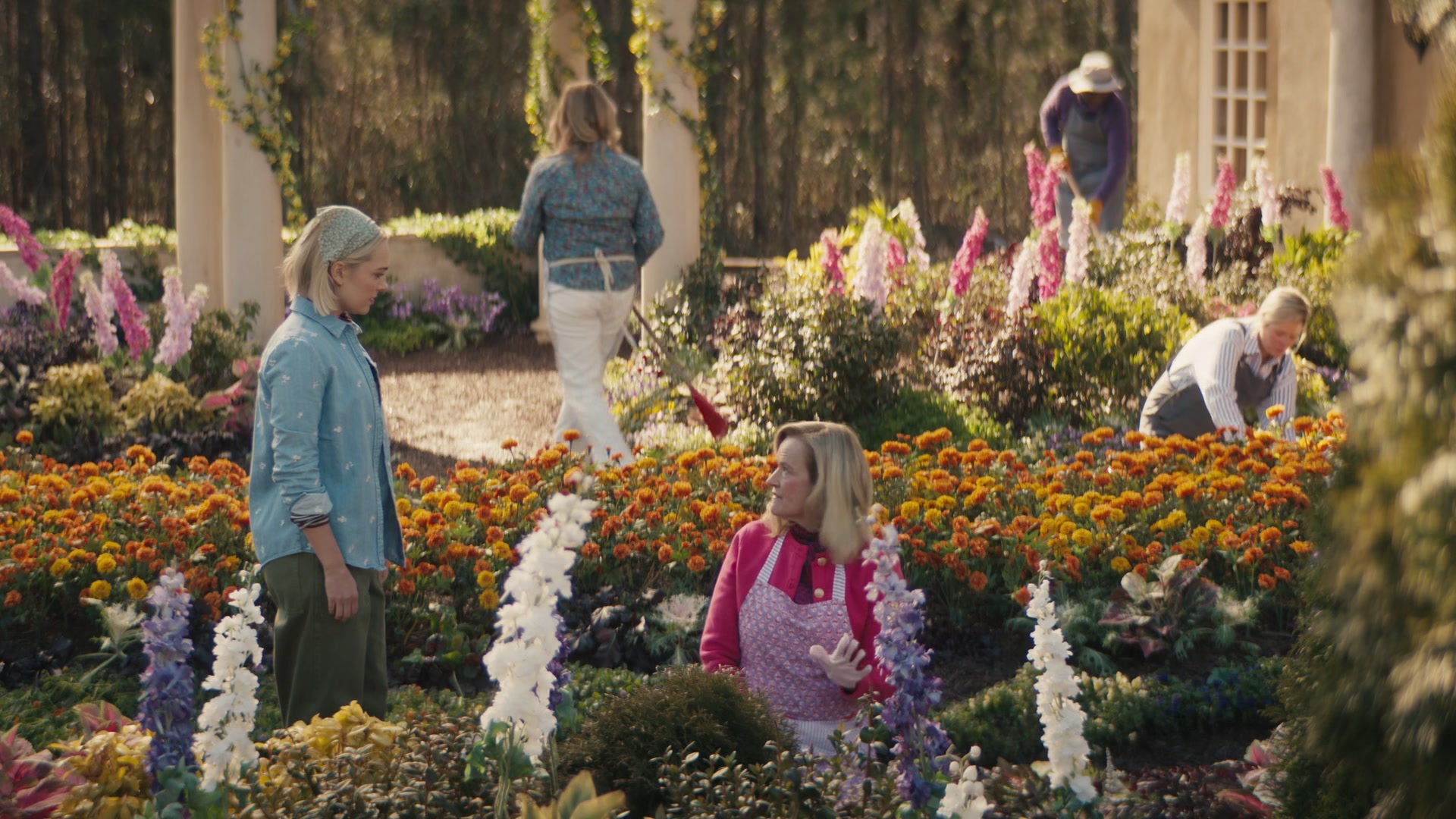 Grosse_Pointe_Garden_Society_S01E06_1080p_ASRO_005419.jpg