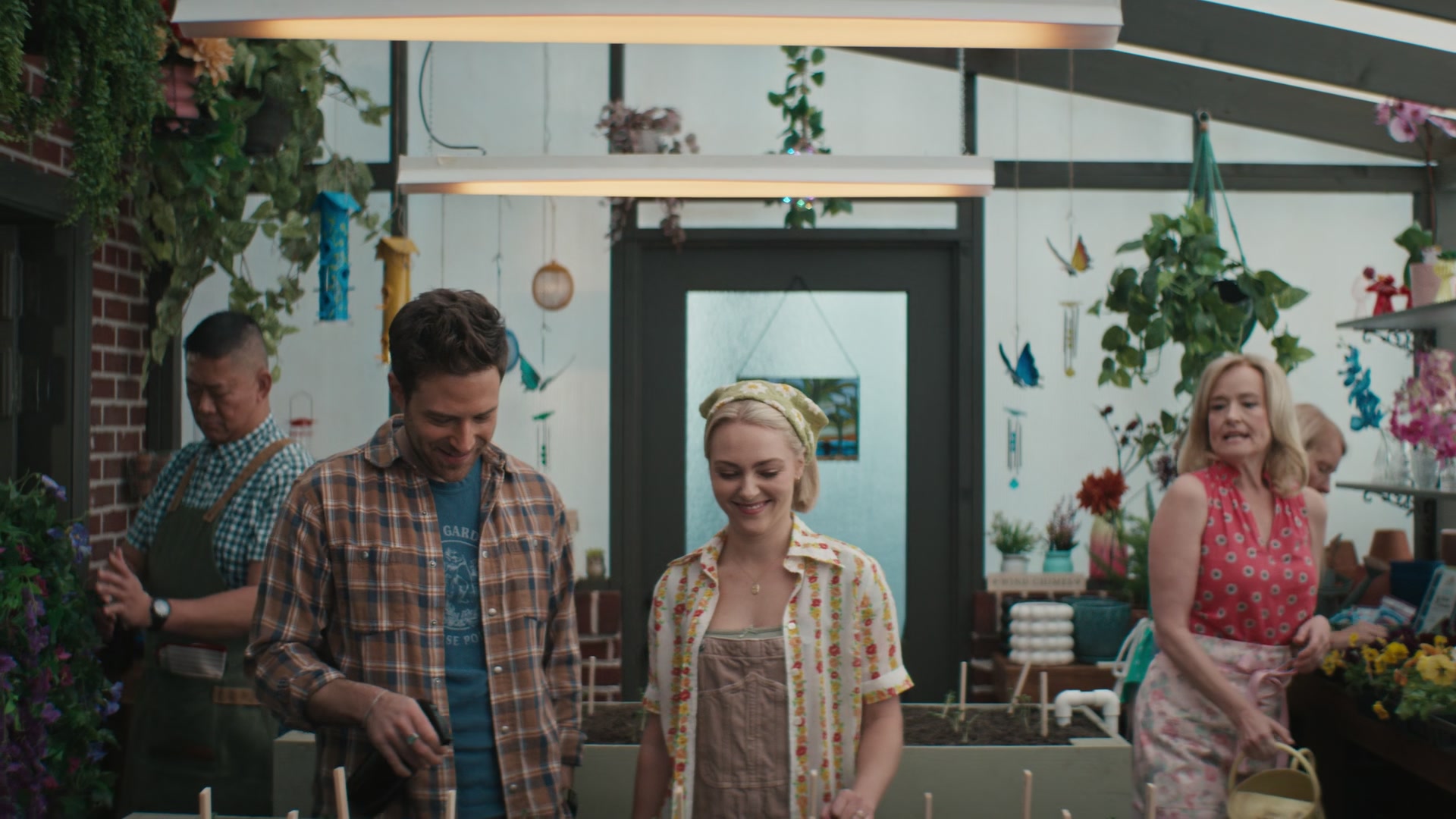 Grosse_Pointe_Garden_Society_S01E07_1080p_ASRO_005256.jpg