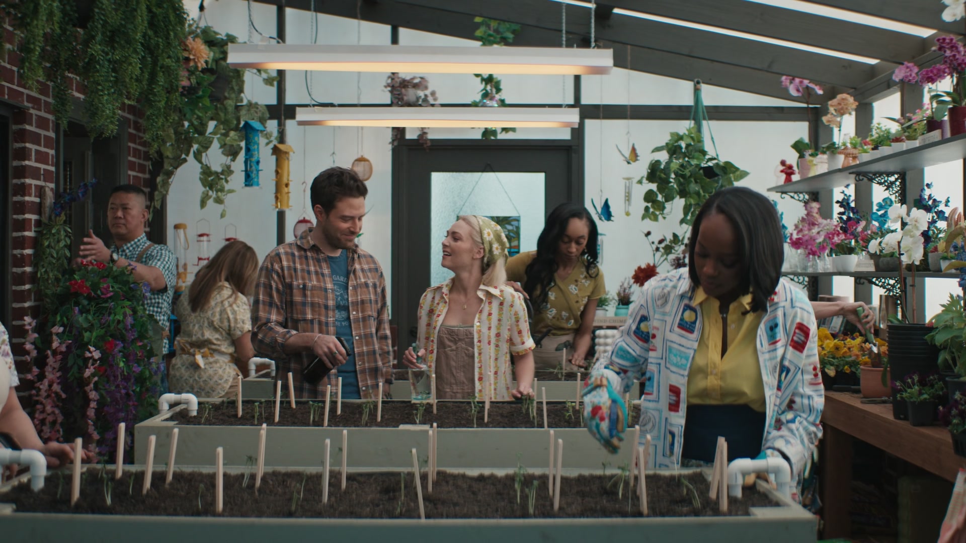 Grosse_Pointe_Garden_Society_S01E07_1080p_ASRO_005278.jpg