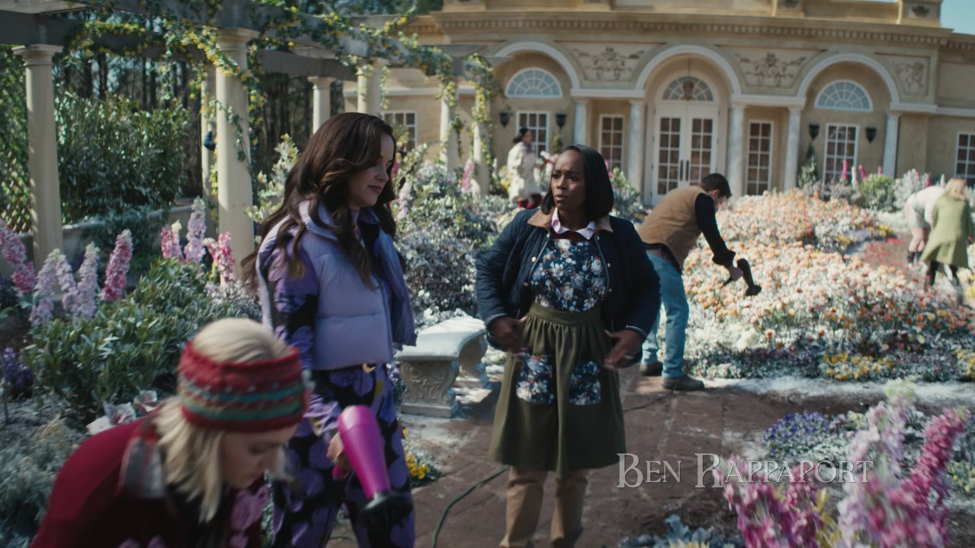Grosse_Pointe_Garden_Society_S01E08_1080p_ASRO_000294.jpg Grosse_Pointe_Garden_Society_S01E08_1080p_ASRO_000294.jpg