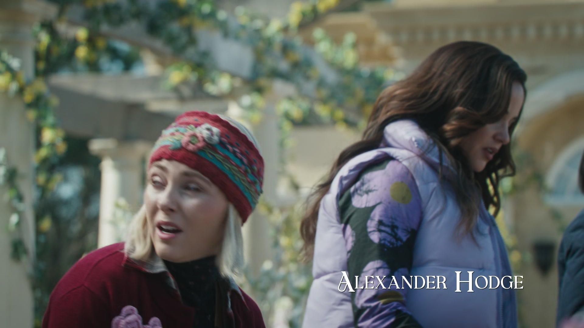 Grosse_Pointe_Garden_Society_S01E08_1080p_ASRO_000319.jpg Grosse_Pointe_Garden_Society_S01E08_1080p_ASRO_000319.jpg