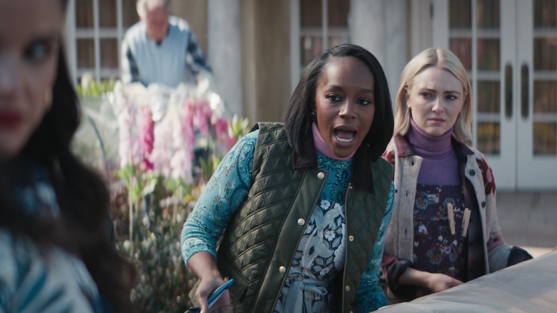 Grosse_Pointe_Garden_Society_S01E08_1080p_ASRO_002425.jpg