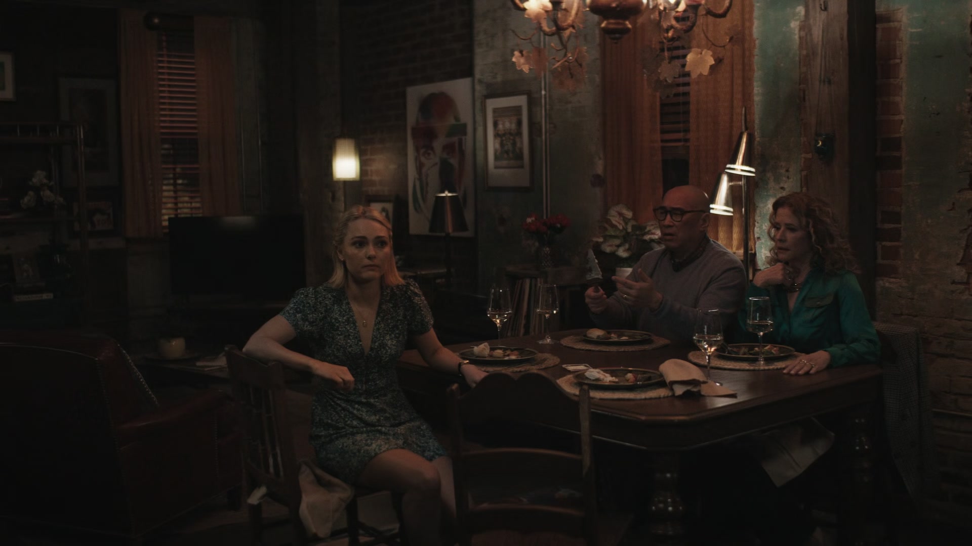 Grosse_Pointe_Garden_Society_S01E08_1080p_ASRO_003472.jpg