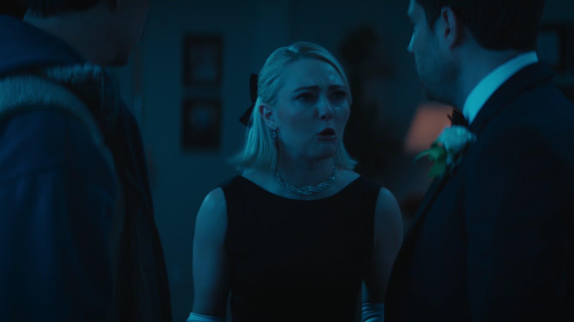 Grosse_Pointe_Garden_Society_S01E09_1080p_ASRO_000134.jpg Grosse_Pointe_Garden_Society_S01E09_1080p_ASRO_000134.jpg