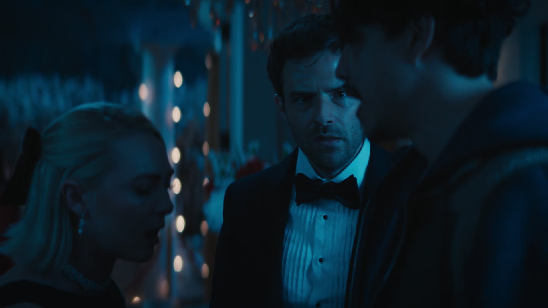 Grosse_Pointe_Garden_Society_S01E09_1080p_ASRO_000164.jpg Grosse_Pointe_Garden_Society_S01E09_1080p_ASRO_000164.jpg