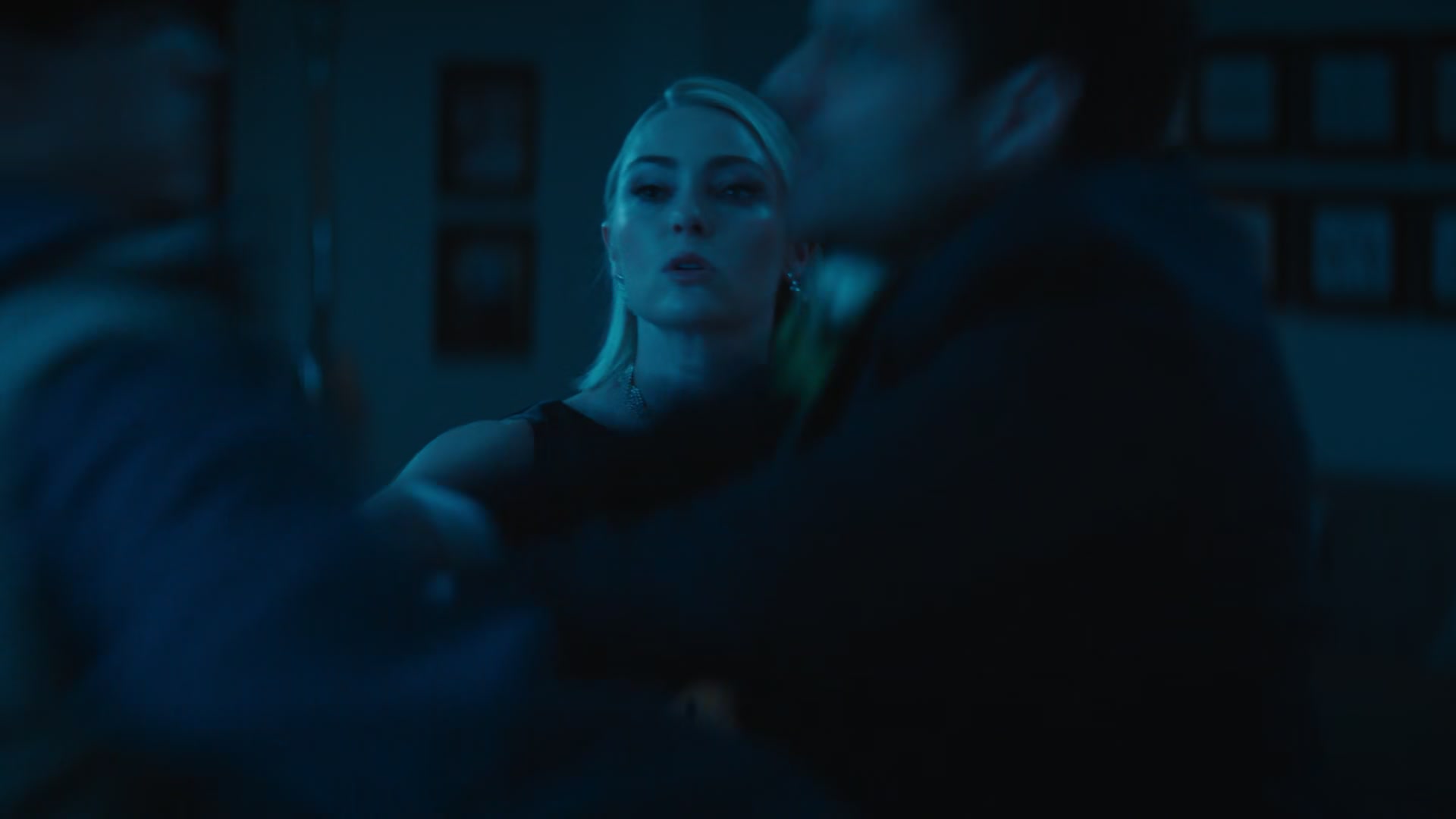 Grosse_Pointe_Garden_Society_S01E09_1080p_ASRO_000234.jpg