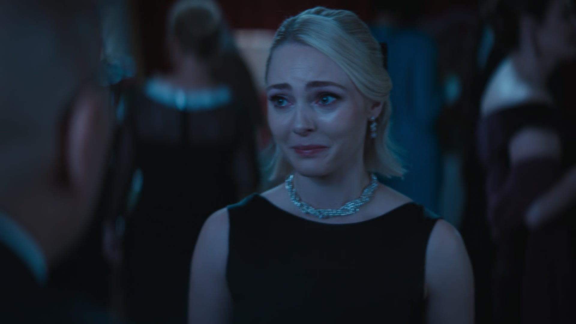 Grosse_Pointe_Garden_Society_S01E09_1080p_ASRO_002115.jpg Grosse_Pointe_Garden_Society_S01E09_1080p_ASRO_002115.jpg