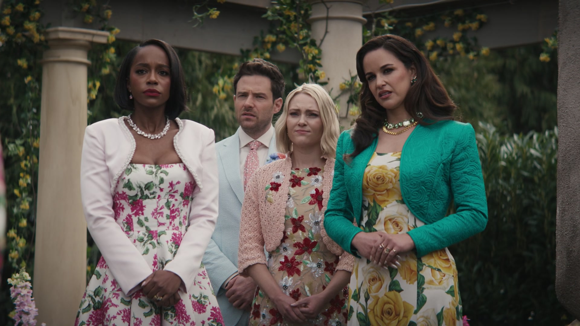 Grosse_Pointe_Garden_Society_S01E09_1080p_ASRO_002161.jpg