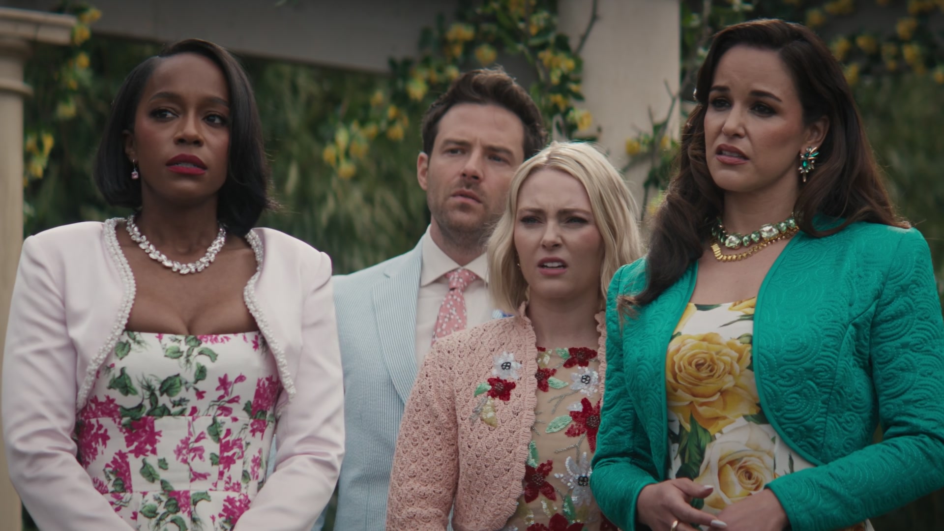Grosse_Pointe_Garden_Society_S01E09_1080p_ASRO_002185.jpg
