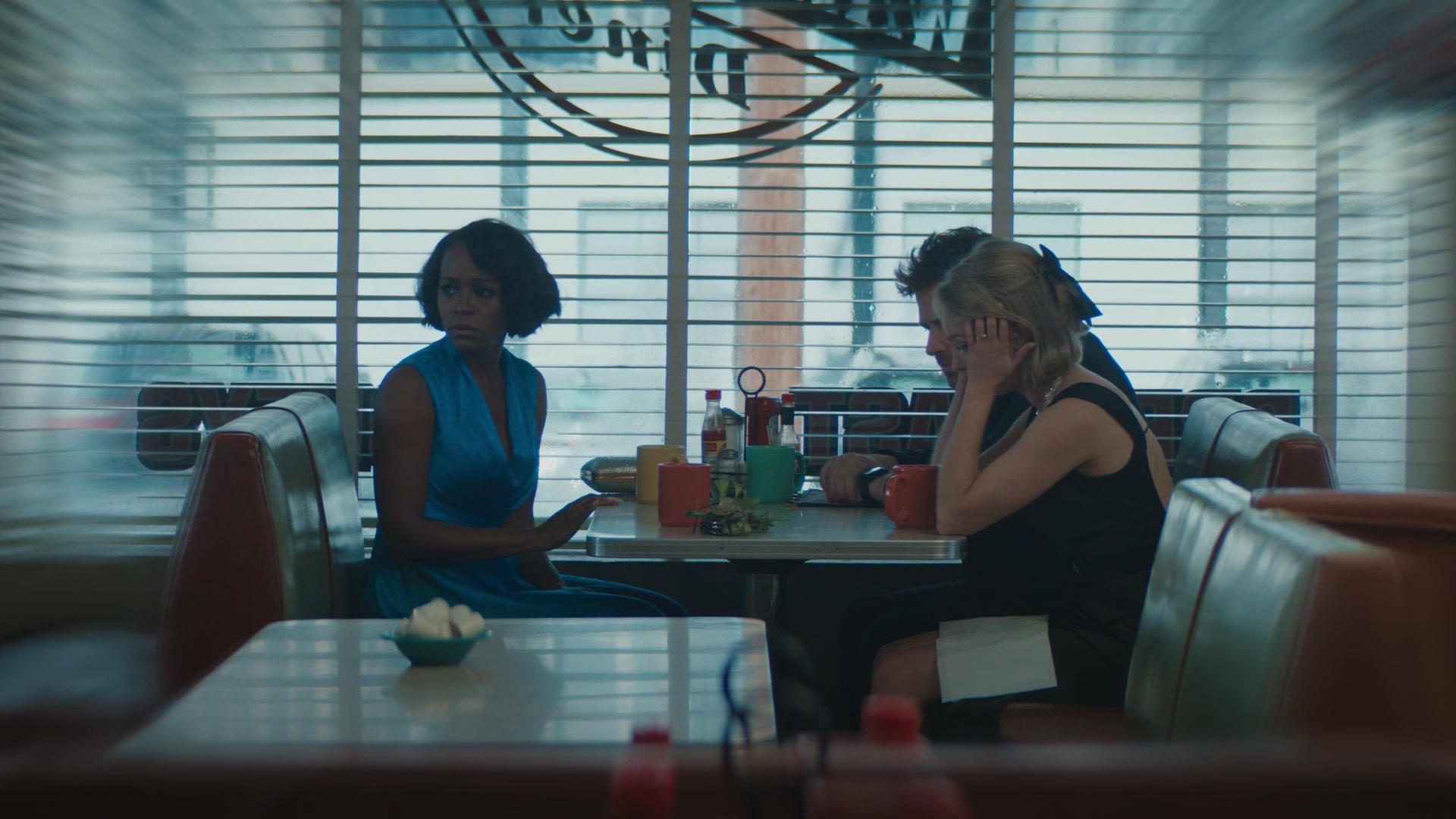 Grosse_Pointe_Garden_Society_S01E12_1080p_ASRO_003895.jpg Grosse_Pointe_Garden_Society_S01E12_1080p_ASRO_003895.jpg