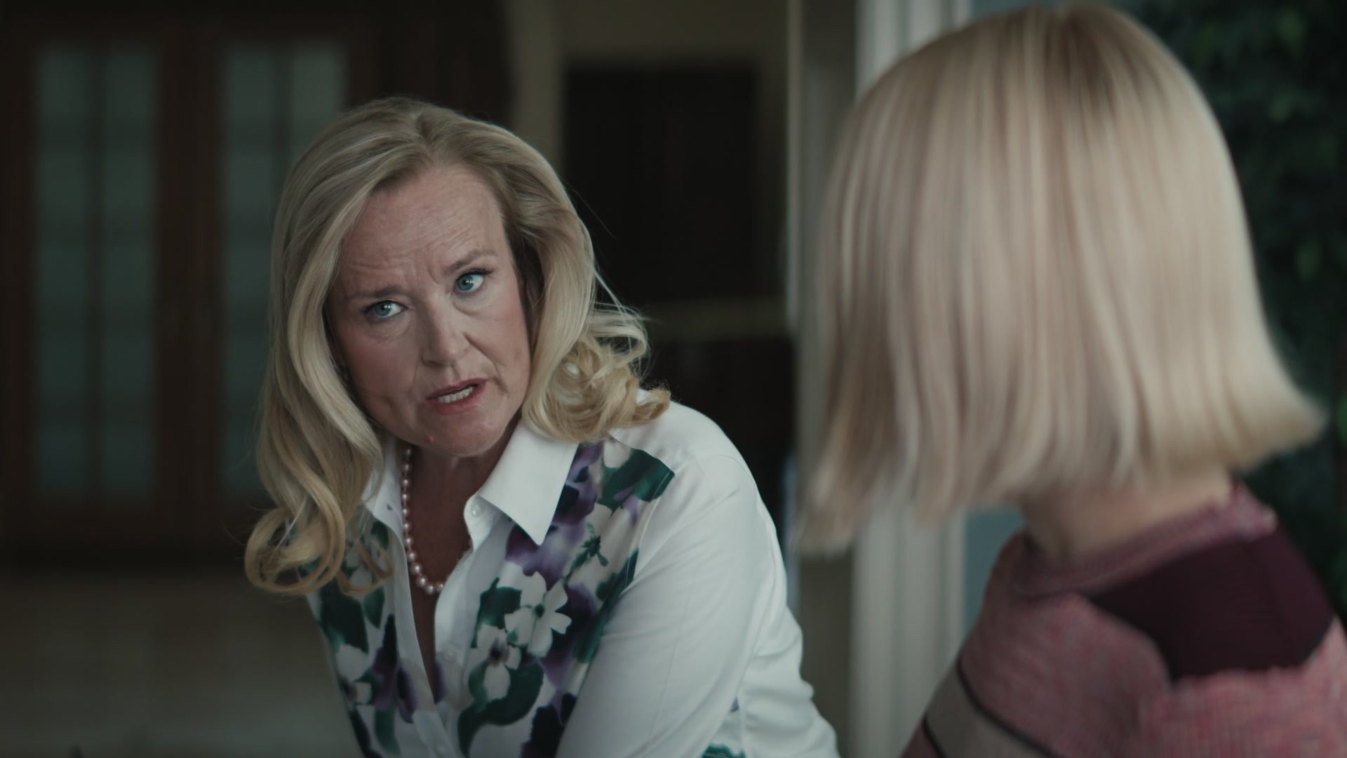 Grosse_Pointe_Garden_Society_S01E13_1080p_ASRO_001470.jpg Grosse_Pointe_Garden_Society_S01E13_1080p_ASRO_001470.jpg