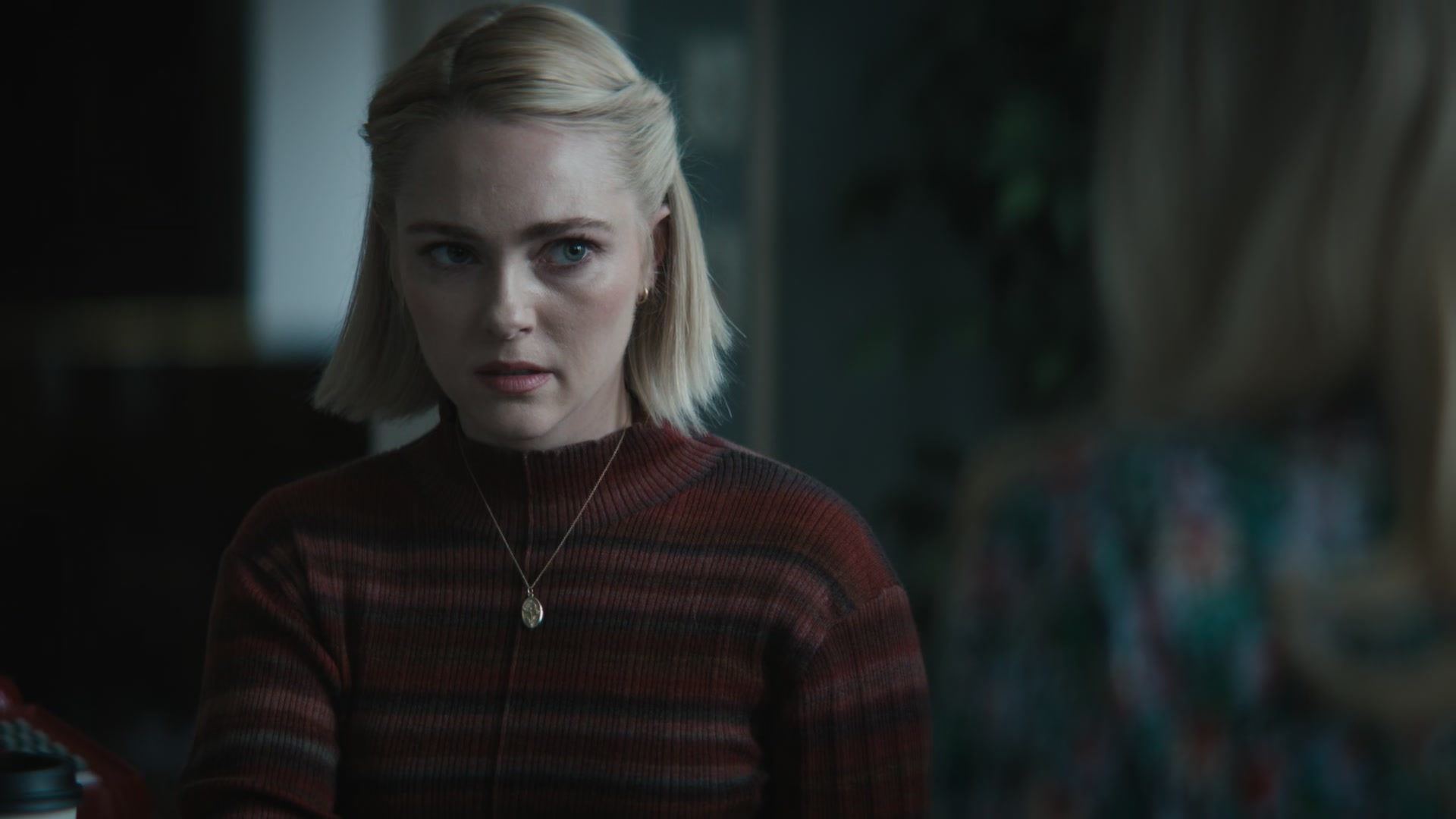 Grosse_Pointe_Garden_Society_S01E13_1080p_ASRO_003553.jpg Grosse_Pointe_Garden_Society_S01E13_1080p_ASRO_003553.jpg
