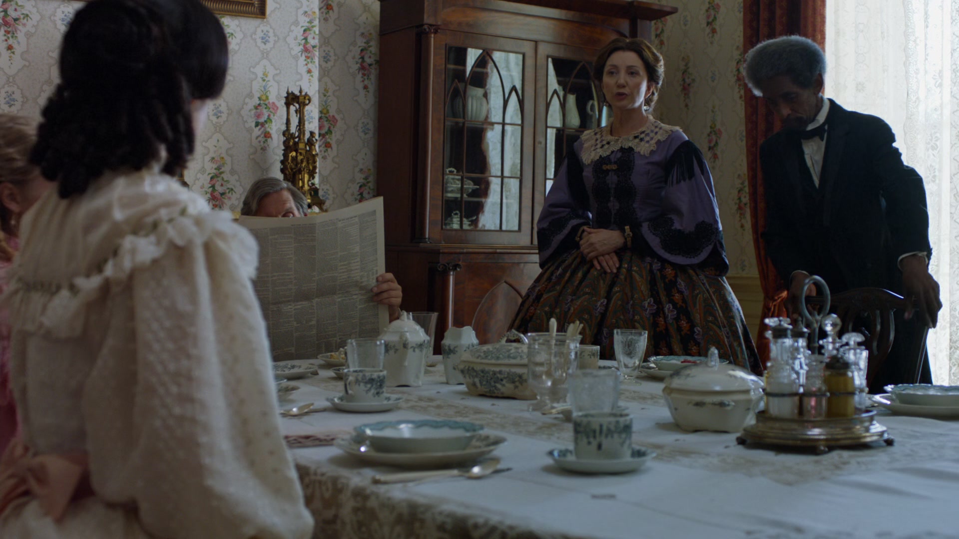 MercyStreet_S01E01_The_New_Nurse_1080p_BluRay_ASRO_001059.jpg MercyStreet_S01E01_The_New_Nurse_1080p_BluRay_ASRO_001059.jpg