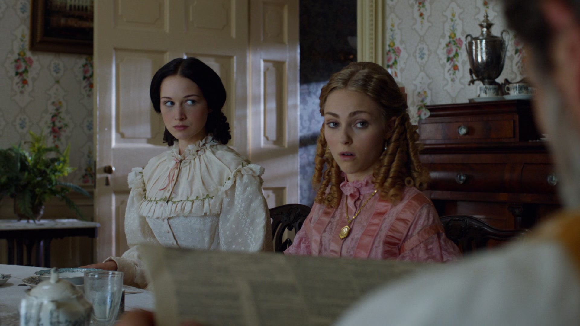 MercyStreet_S01E01_The_New_Nurse_1080p_BluRay_ASRO_001096.jpg MercyStreet_S01E01_The_New_Nurse_1080p_BluRay_ASRO_001096.jpg