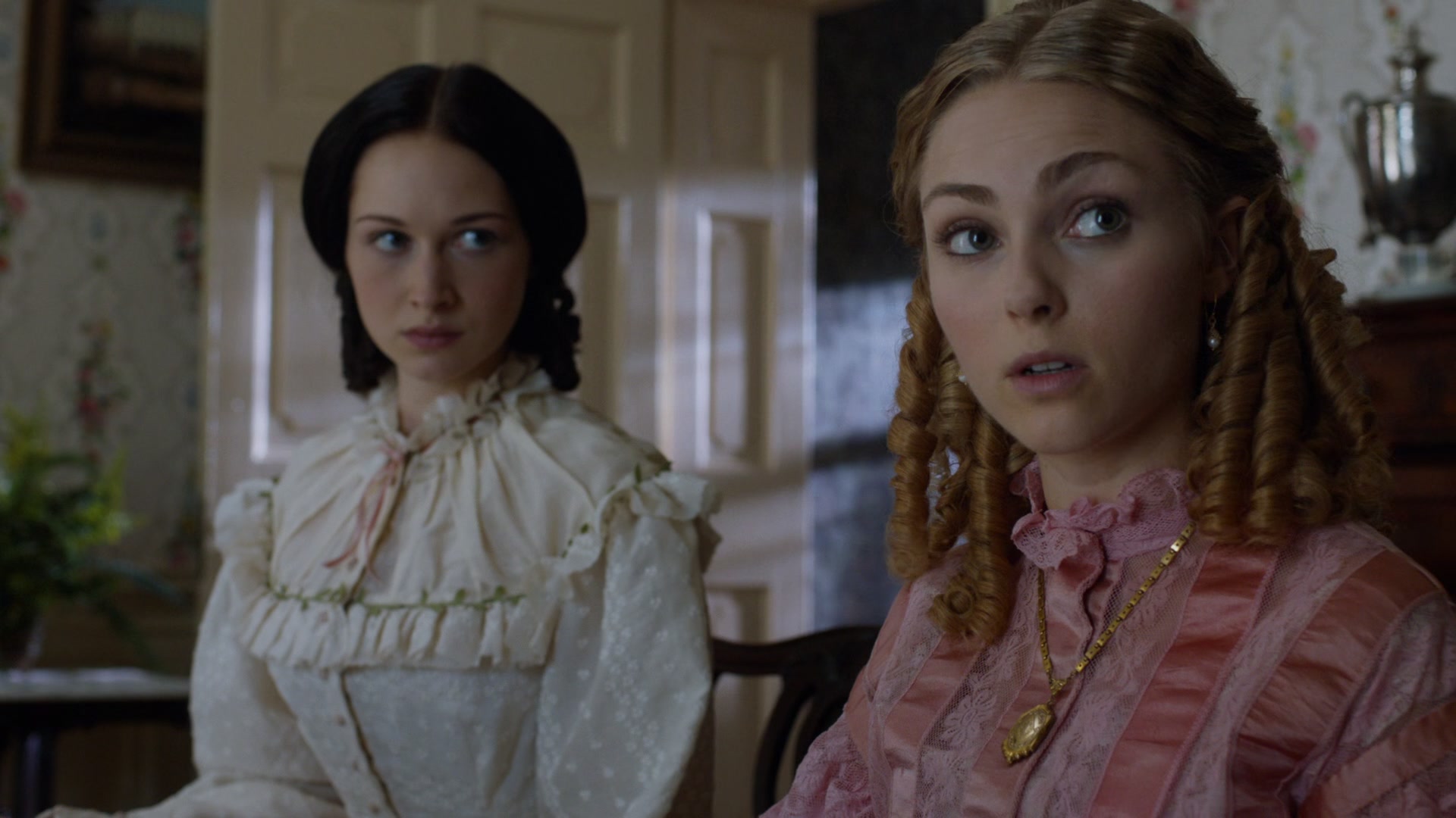 MercyStreet_S01E01_The_New_Nurse_1080p_BluRay_ASRO_001101.jpg MercyStreet_S01E01_The_New_Nurse_1080p_BluRay_ASRO_001101.jpg