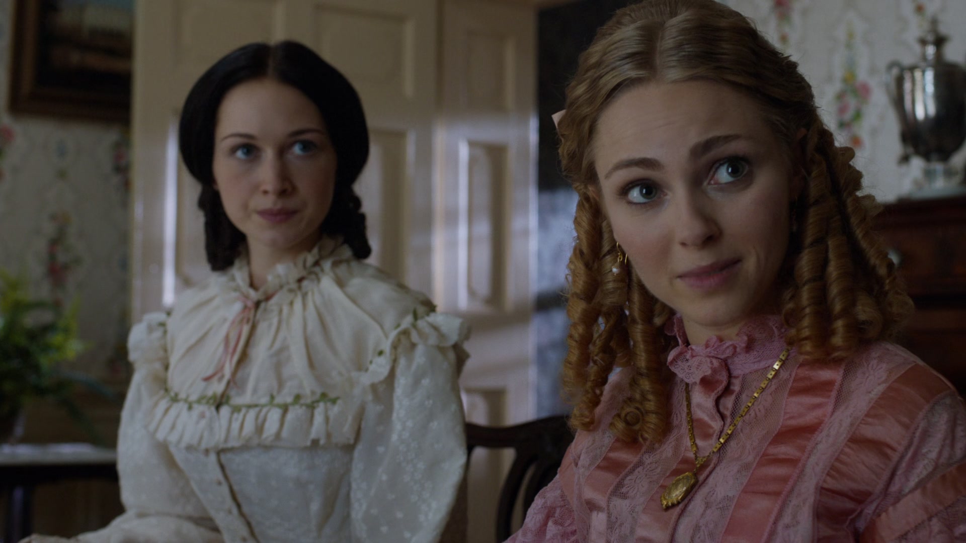 MercyStreet_S01E01_The_New_Nurse_1080p_BluRay_ASRO_001110.jpg MercyStreet_S01E01_The_New_Nurse_1080p_BluRay_ASRO_001110.jpg