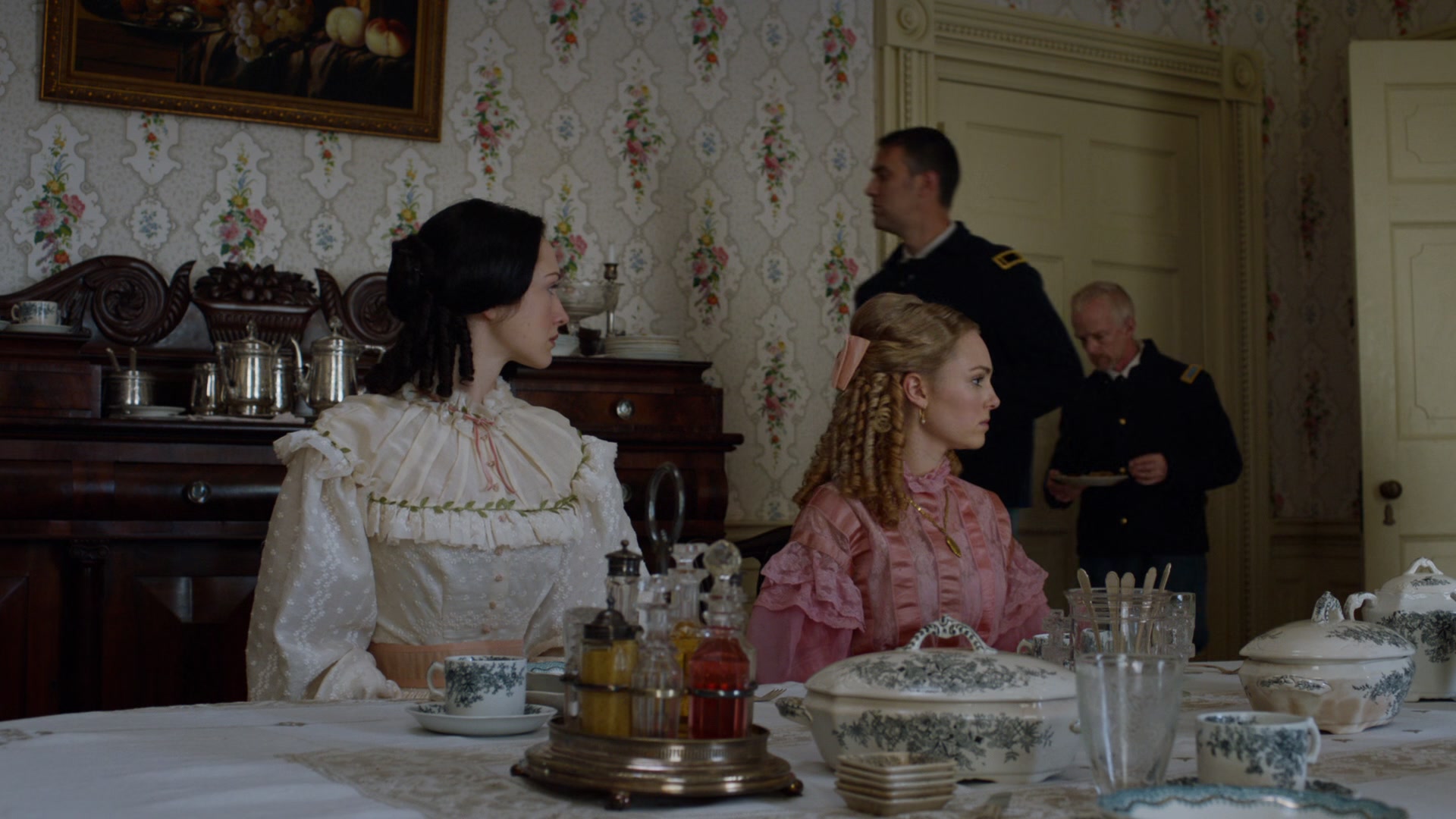 MercyStreet_S01E01_The_New_Nurse_1080p_BluRay_ASRO_001128.jpg