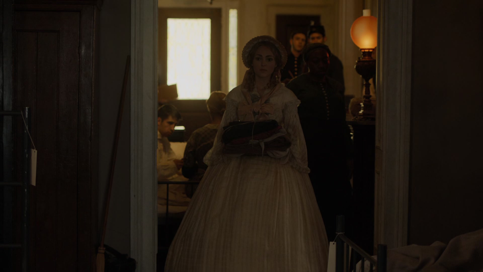 MercyStreet_S01E04_The_Belle_Alliance_1080p_BluRay_ASRO_002732.jpg MercyStreet_S01E04_The_Belle_Alliance_1080p_BluRay_ASRO_002732.jpg