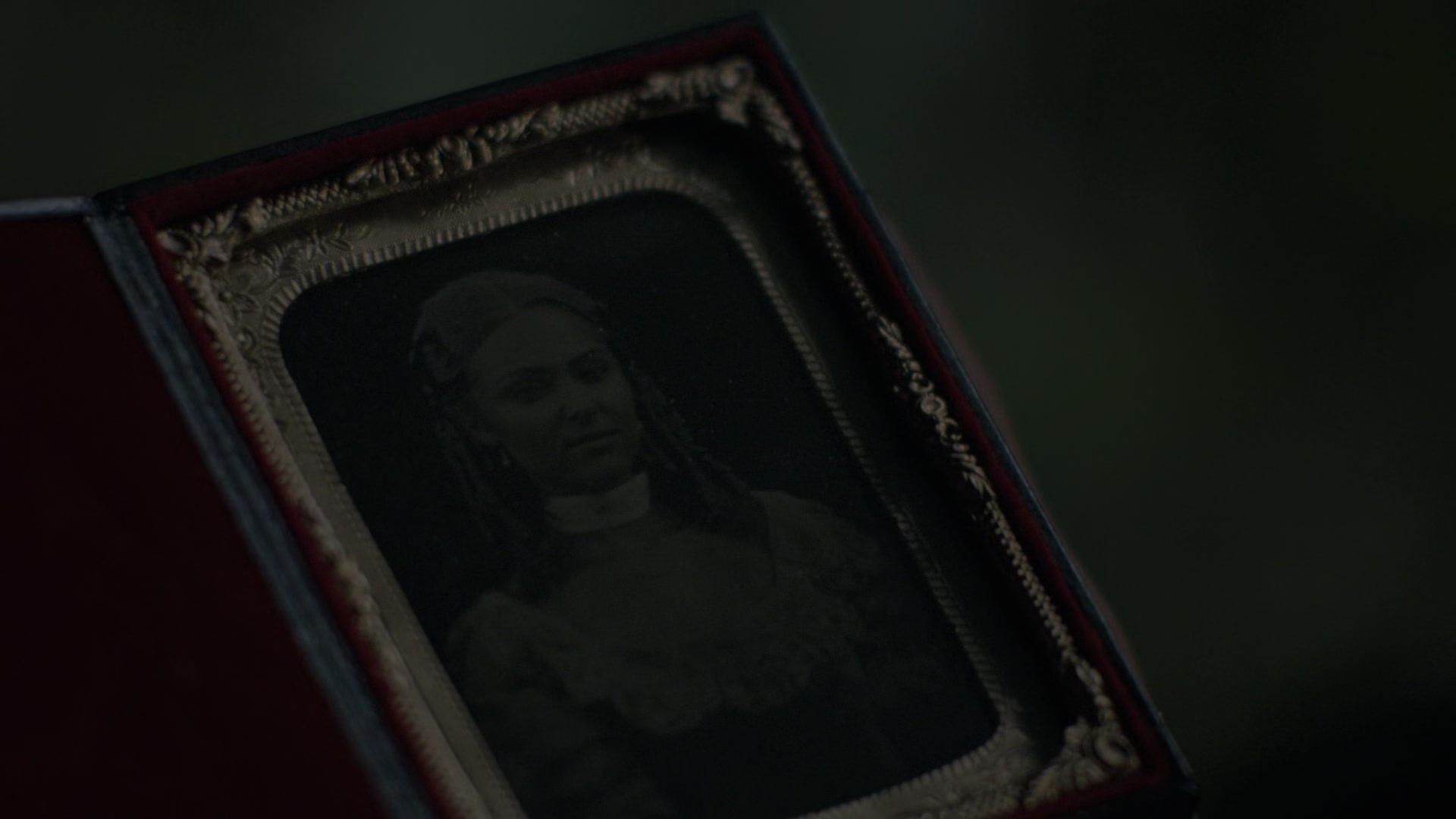 MercyStreet_S01E04_The_Belle_Alliance_1080p_BluRay_ASRO_007165.jpg MercyStreet_S01E04_The_Belle_Alliance_1080p_BluRay_ASRO_007165.jpg