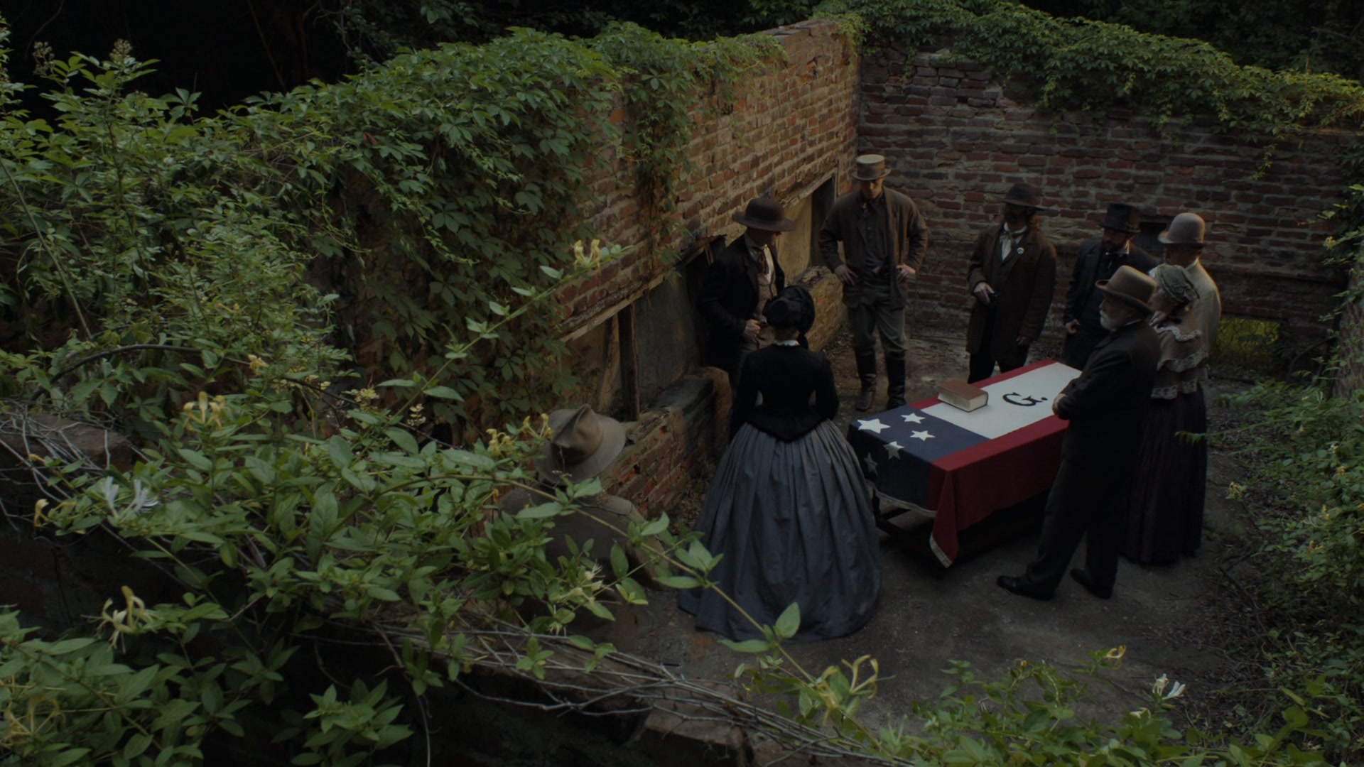 MercyStreet_S01E06_The_Diabolical_Plot_1080p_BluRay_ASRO_006652.jpg MercyStreet_S01E06_The_Diabolical_Plot_1080p_BluRay_ASRO_006652.jpg