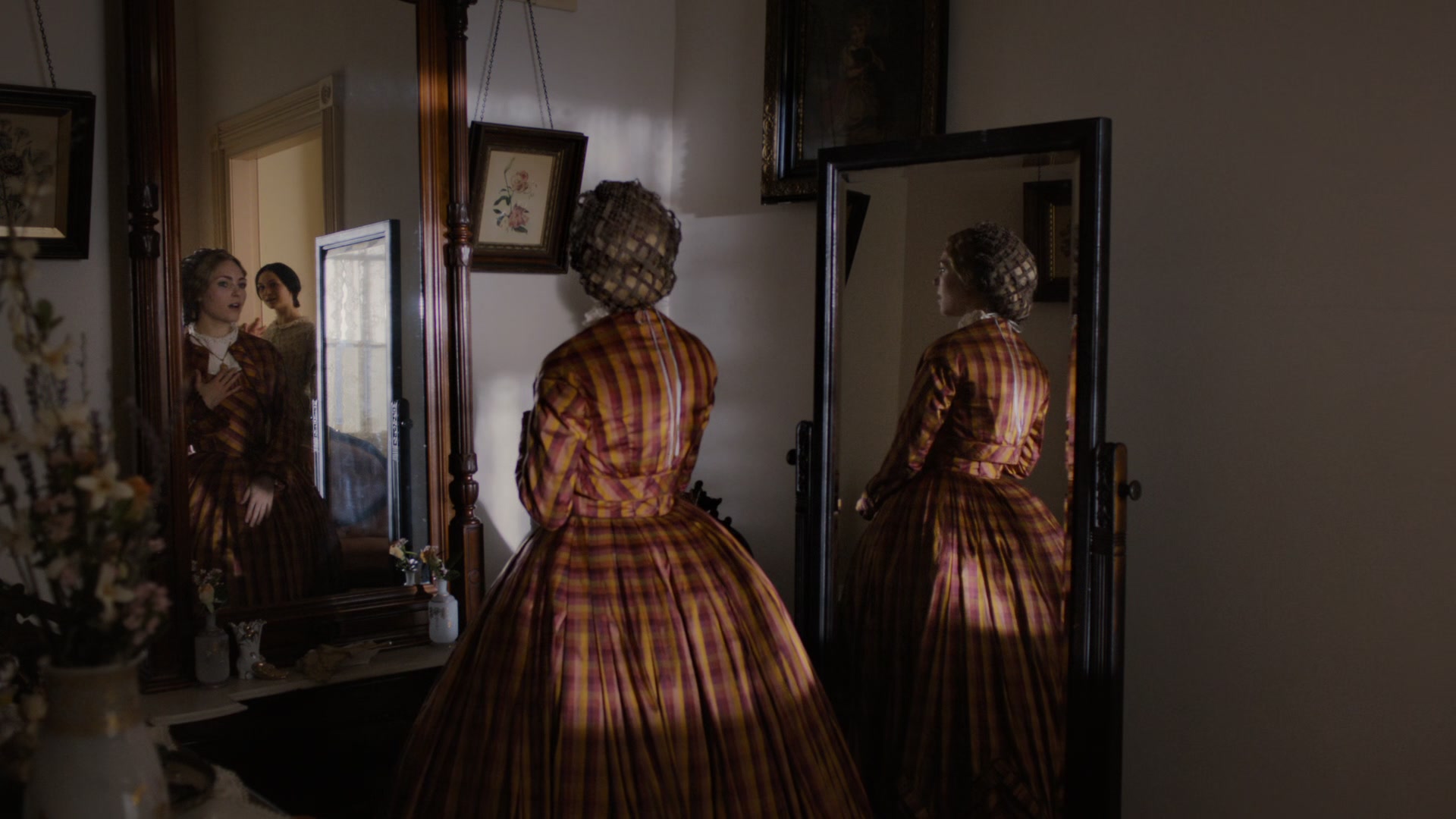 Mercy_Street_S01E03_The_Uniform_1080p_BluRay_ASRO_000542.jpg