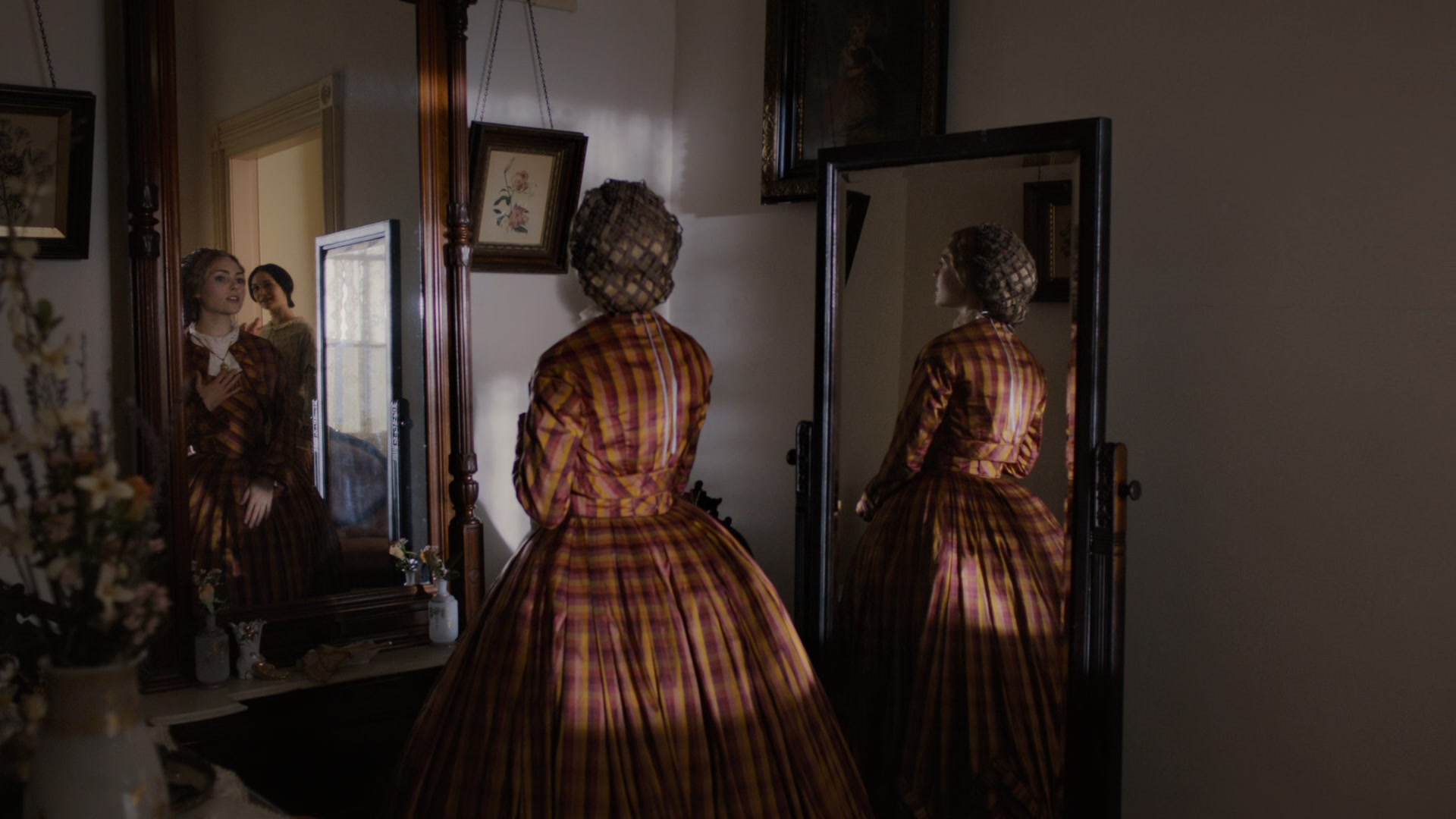 Mercy_Street_S01E03_The_Uniform_1080p_BluRay_ASRO_000544.jpg