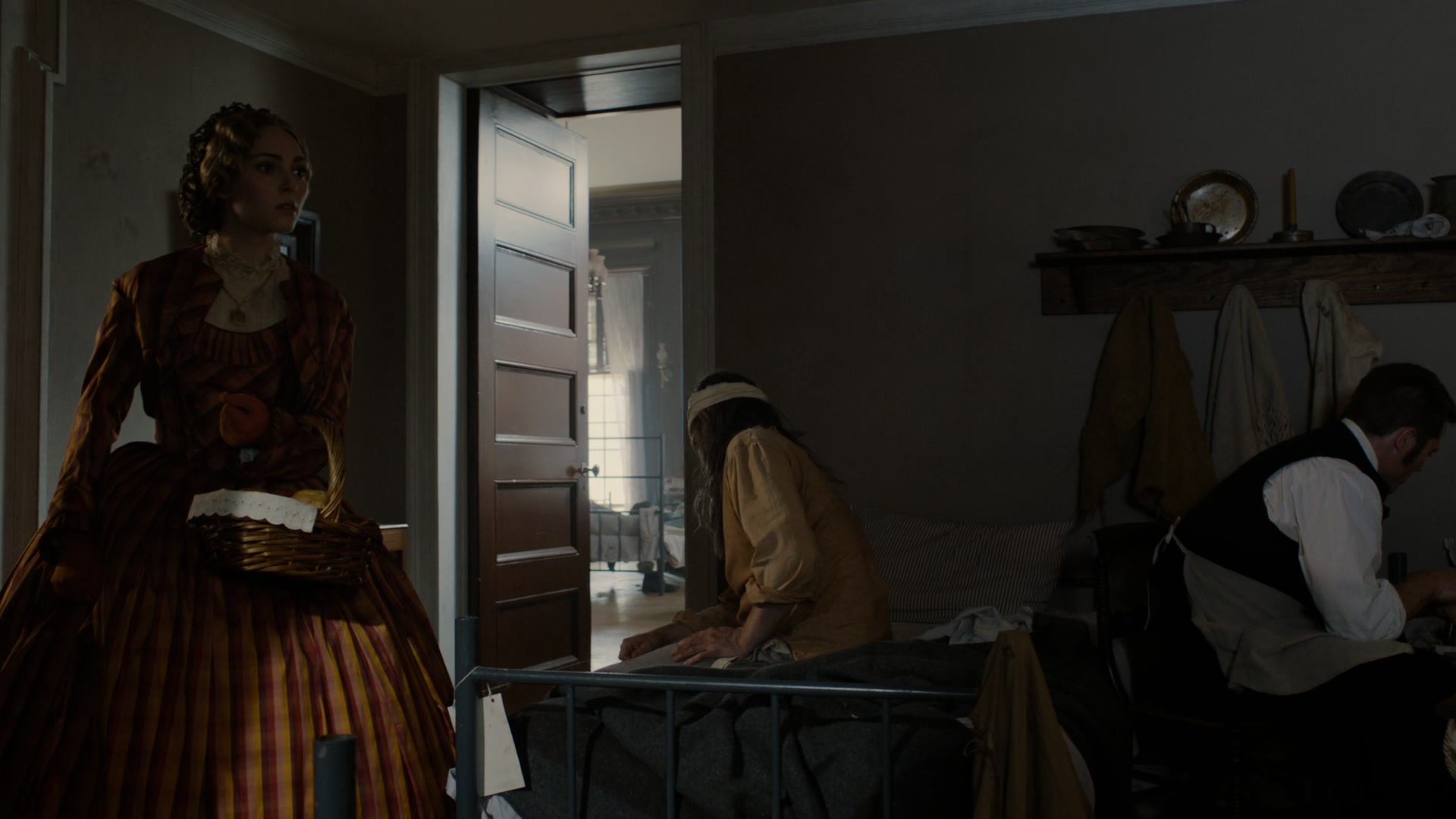 Mercy_Street_S01E03_The_Uniform_1080p_BluRay_ASRO_000748.jpg