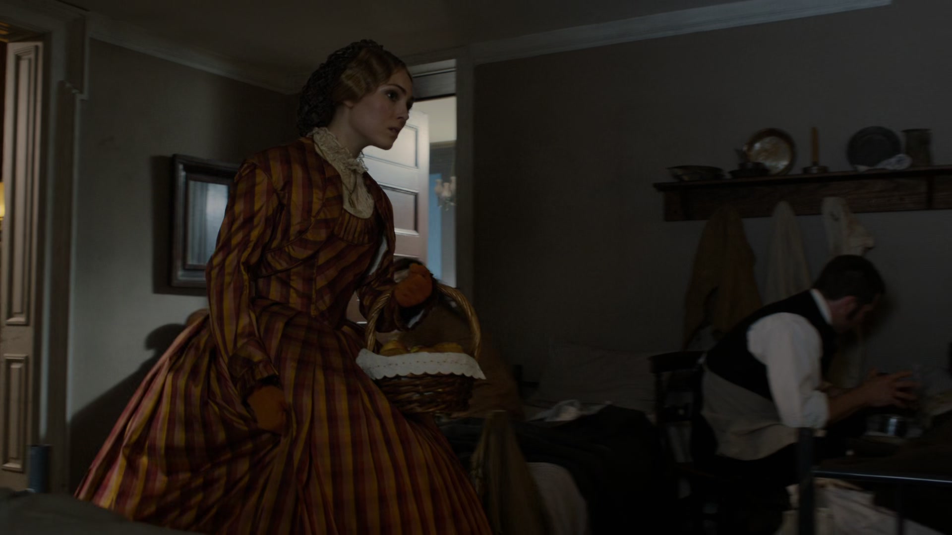 Mercy_Street_S01E03_The_Uniform_1080p_BluRay_ASRO_000754.jpg Mercy_Street_S01E03_The_Uniform_1080p_BluRay_ASRO_000754.jpg