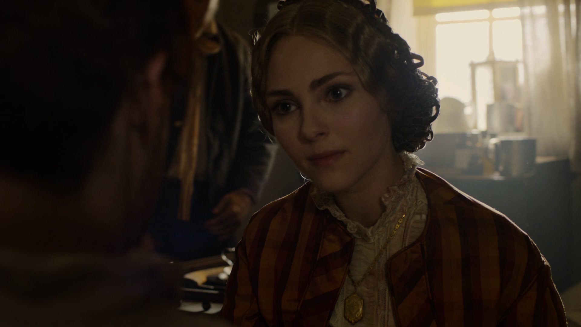 Mercy_Street_S01E03_The_Uniform_1080p_BluRay_ASRO_000769.jpg Mercy_Street_S01E03_The_Uniform_1080p_BluRay_ASRO_000769.jpg