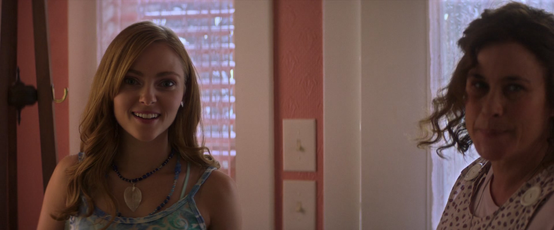 The_Act_S01E01_LaMaisonduBonReve_1080p_ASRO_001352.jpg