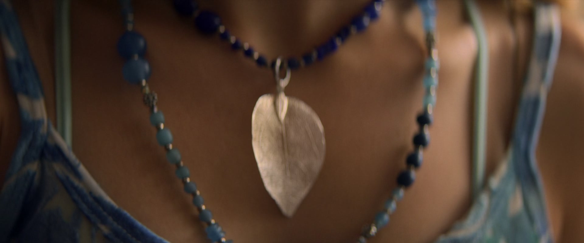 The_Act_S01E01_LaMaisonduBonReve_1080p_ASRO_001495.jpg