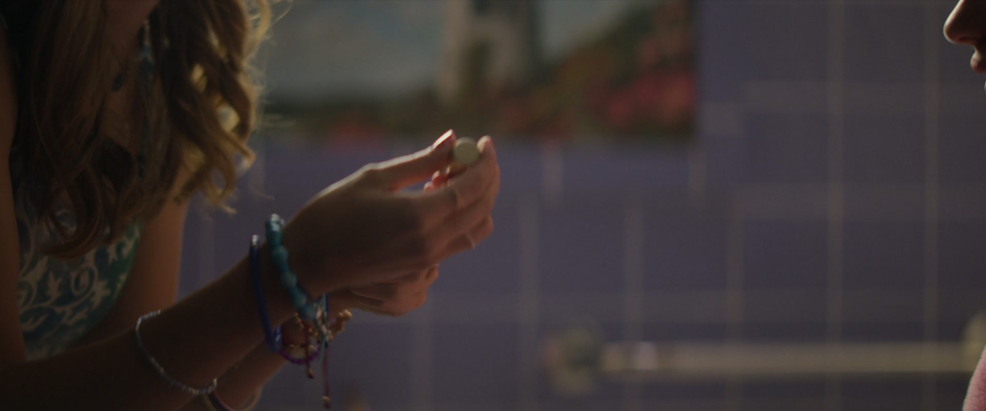 The_Act_S01E01_LaMaisonduBonReve_1080p_ASRO_001548.jpg