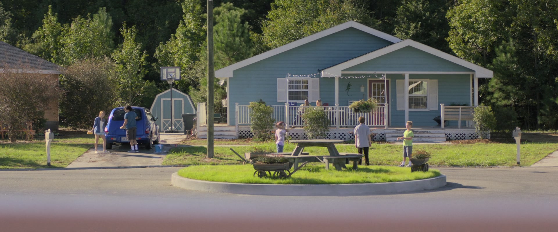 The_Act_S01E01_LaMaisonduBonReve_1080p_ASRO_002250.jpg