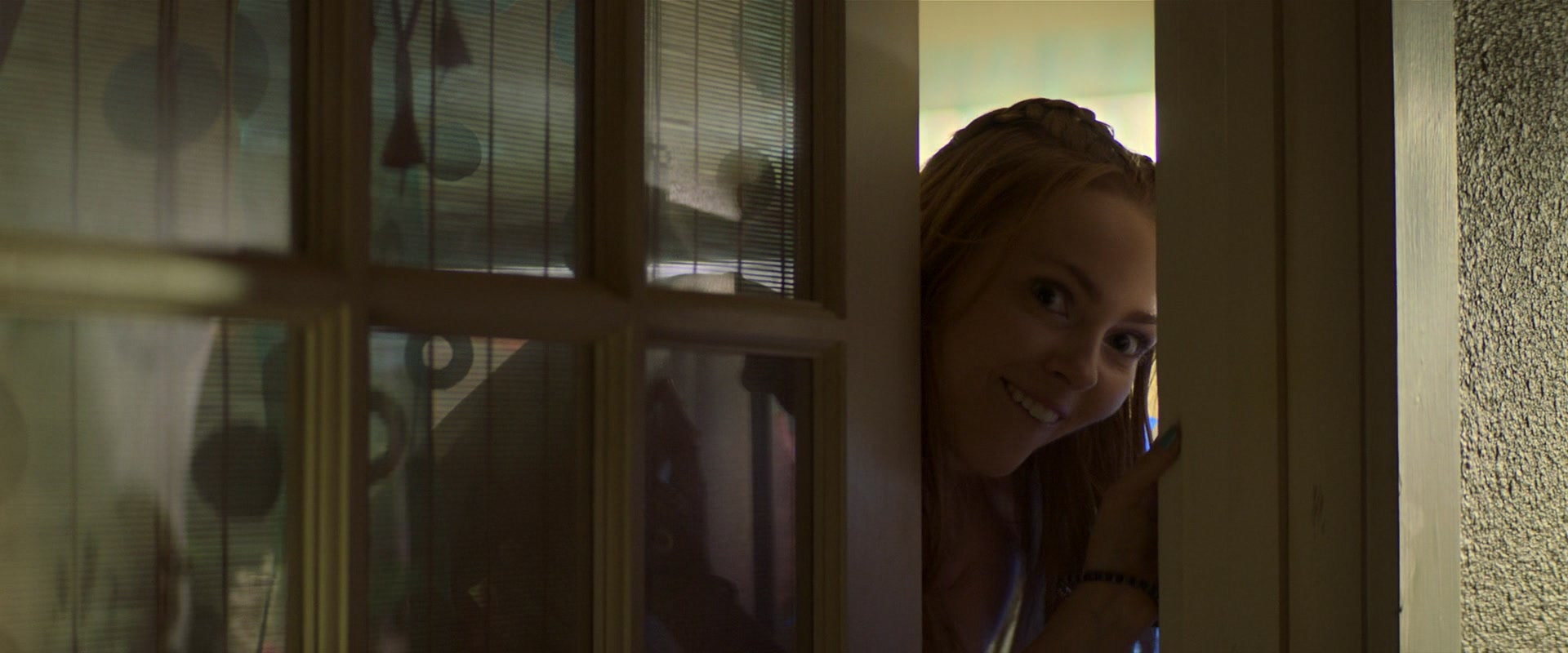The_Act_S01E02_Teeth_1080p_ASRO_002321.jpg