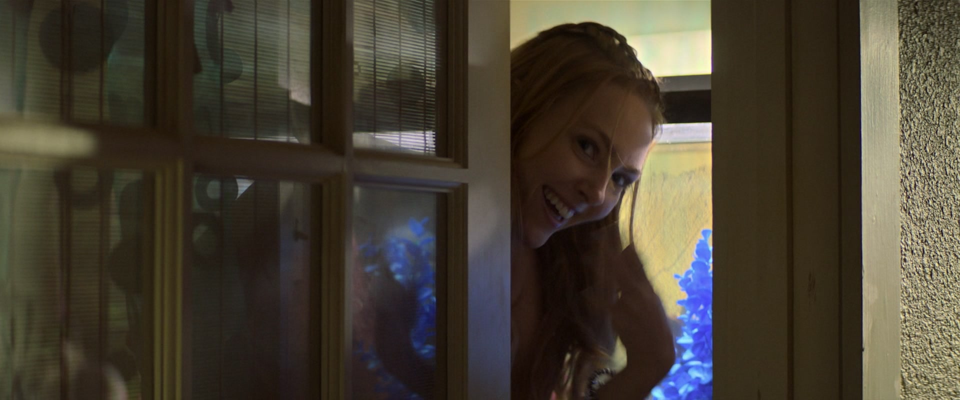 The_Act_S01E02_Teeth_1080p_ASRO_002337.jpg
