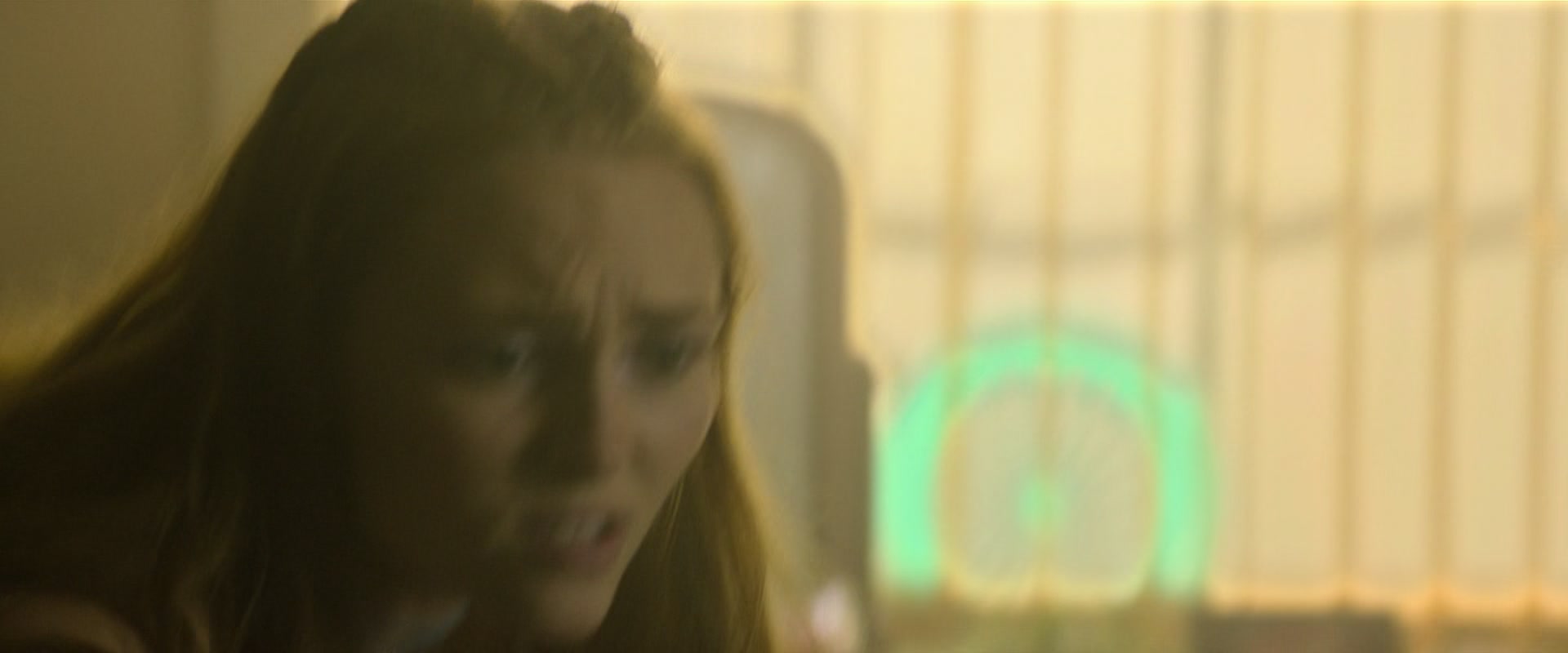The_Act_S01E02_Teeth_1080p_ASRO_002524.jpg