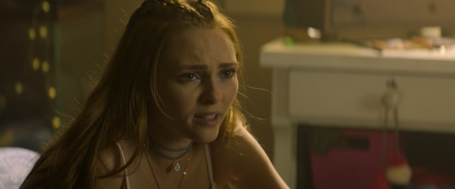 The_Act_S01E02_Teeth_1080p_ASRO_002595.jpg