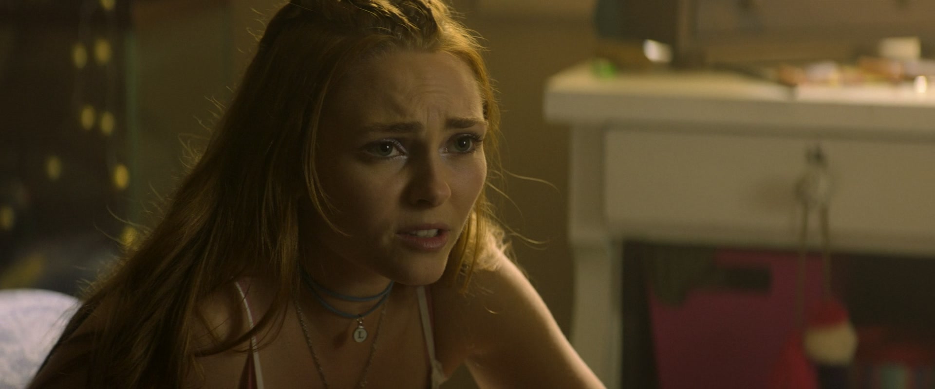 The_Act_S01E02_Teeth_1080p_ASRO_002596.jpg