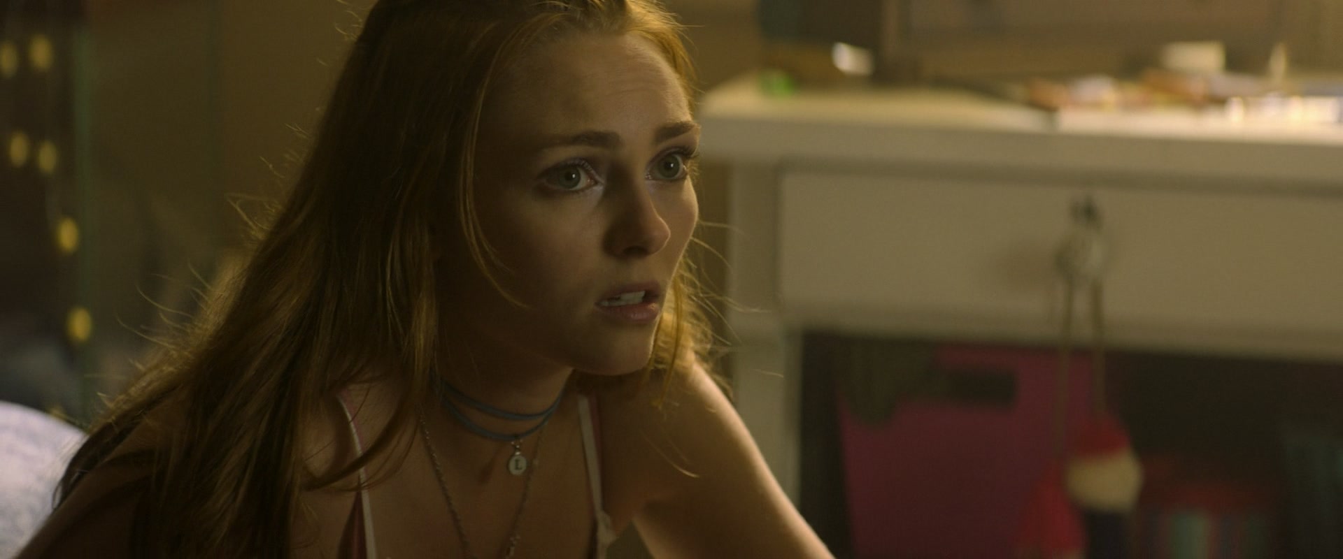 The_Act_S01E02_Teeth_1080p_ASRO_002612.jpg