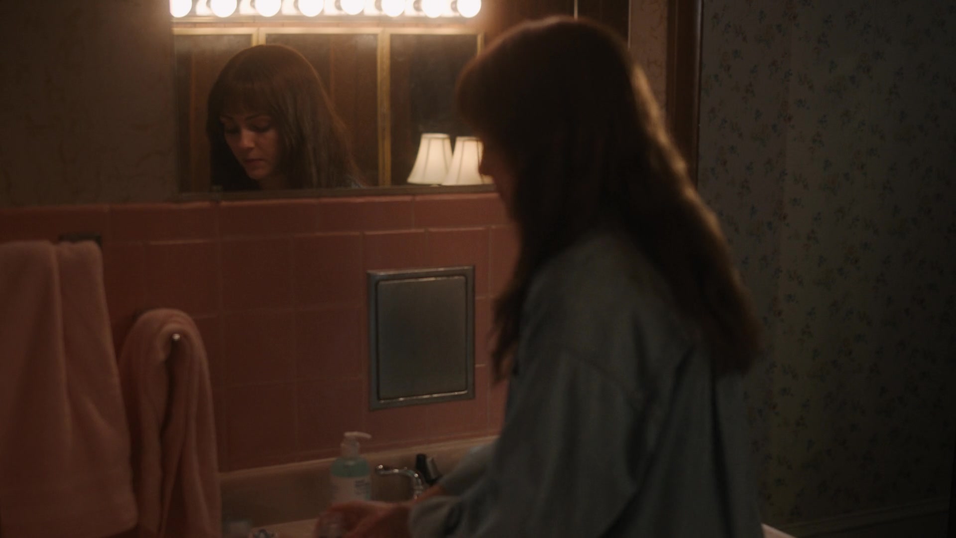 The_Expecting_S01E03_1080p_ASRO_000725.jpg The_Expecting_S01E03_1080p_ASRO_000725.jpg