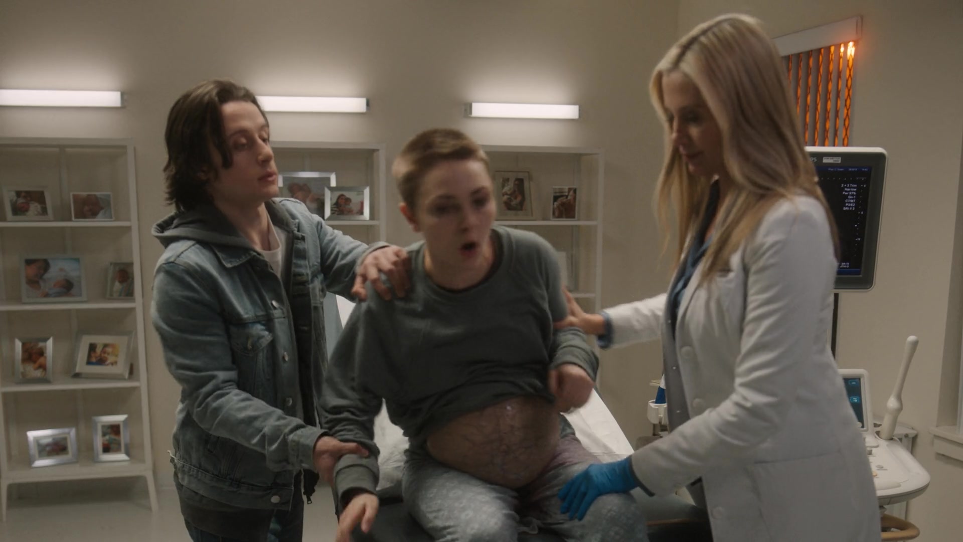 The_Expecting_S01E08_1080p_ASRO_000174.jpg