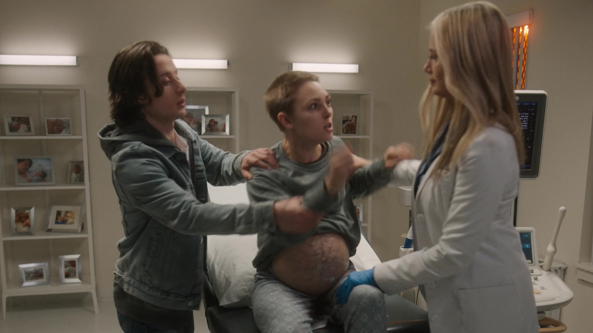 The_Expecting_S01E08_1080p_ASRO_000175.jpg
