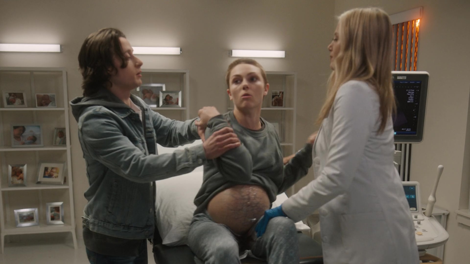 The_Expecting_S01E08_1080p_ASRO_000176.jpg