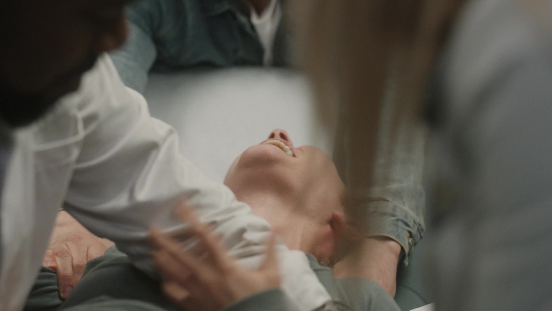 The_Expecting_S01E08_1080p_ASRO_000207.jpg