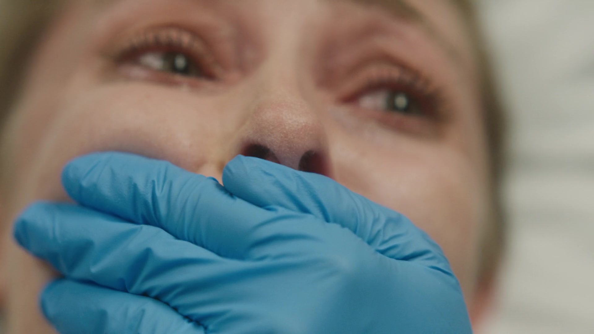 The_Expecting_S01E08_1080p_ASRO_000220.jpg